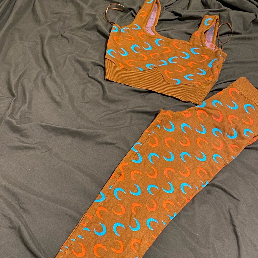 2 piece set